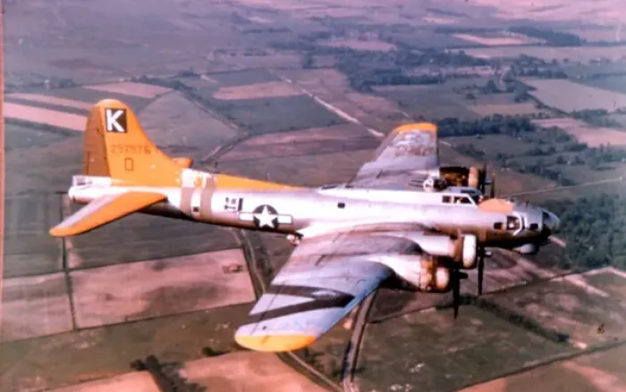 Framed Print : Boeing B-17G aloft Framed Print : Boeing B-17G aloft