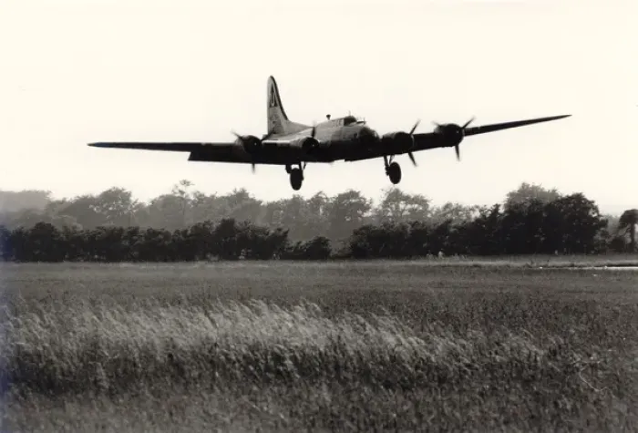 Framed Print : Boeing B-17G Flying Fortress, 44-85784  /  G-BEDF, Sally B