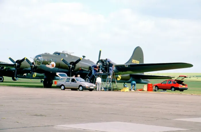 Framed Print : Boeing B-17G Flying Fortress 44-8846 Pink Lady Framed Print : Boeing B-17G Flying Fortress 44-8846 Pink Lady
