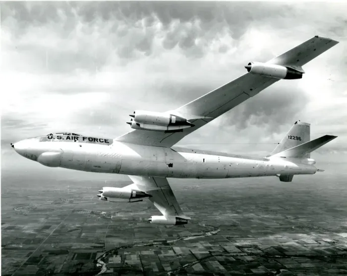 Framed Print : Boeing B-47B Stratojet, 51-2296, in anti-radiation finish Framed Print : Boeing B-47B Stratojet, 51-2296, in anti-radiation finish