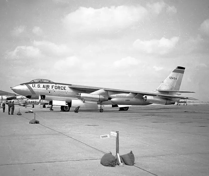Framed Print : Boeing B-47E Stratojet 51-2404 Framed Print : Boeing B-47E Stratojet 51-2404