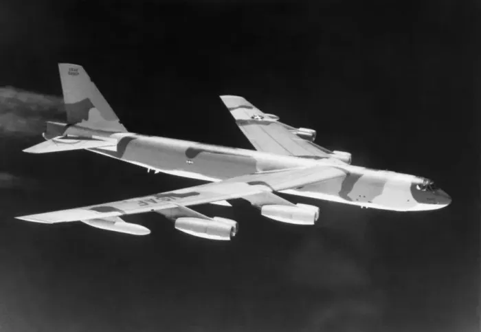 Framed Print : Boeing B-52 Stratofortress Framed Print : Boeing B-52 Stratofortress