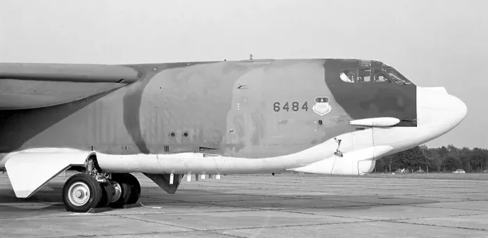 Framed Print : Boeing B-52G Stratofortress 57-6484 Framed Print : Boeing B-52G Stratofortress 57-6484