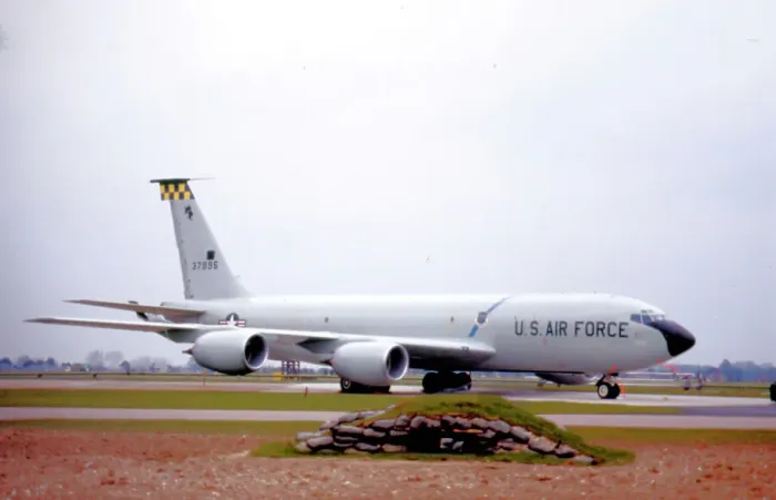 Framed Print : Boeing KC-135R Stratotanker 63-7995 Framed Print : Boeing KC-135R Stratotanker 63-7995
