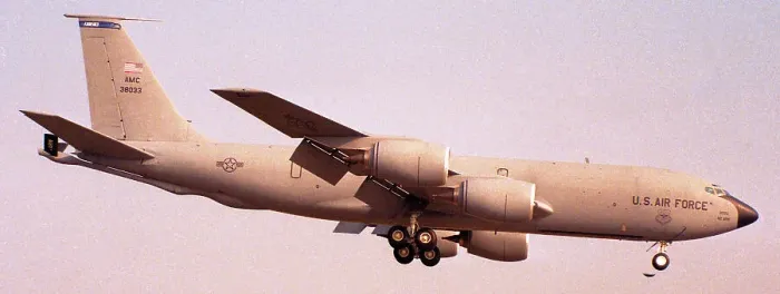 Framed Print : Boeing KC-135R Stratotanker 63-8033