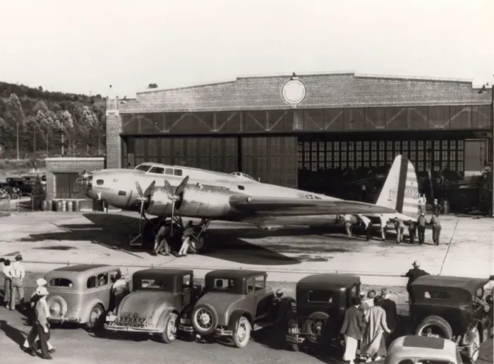 Framed Print : Boeing Model 299 (XB-17), X-13372