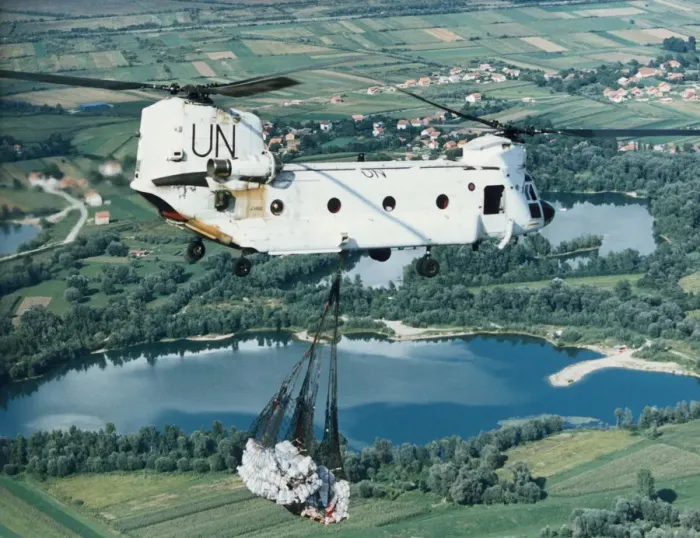 Framed Print : Boeing Vertol CH-47 Chinook Framed Print : Boeing Vertol CH-47 Chinook