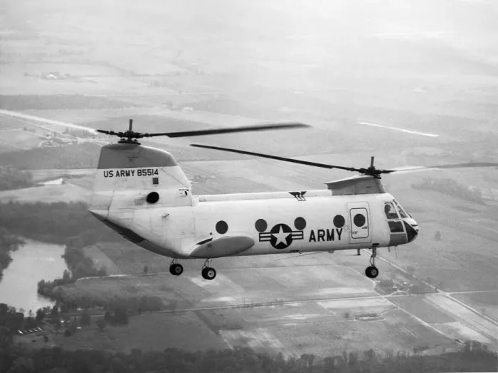 Framed Print : Boeing Vertol CH-47 Chinook Framed Print : Boeing Vertol CH-47 Chinook