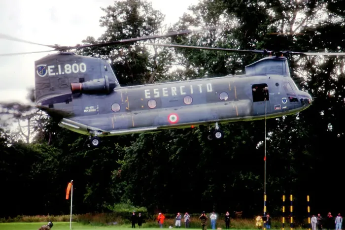Framed Print : Boeing-Vertol CH-47C Chinook MM80822 - E.I.800 Framed Print : Boeing-Vertol CH-47C Chinook MM80822 - E.I.800