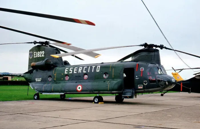 Framed Print : Boeing-Vertol CH-47C Chinook MM80844 - E. i. 822 Framed Print : Boeing-Vertol CH-47C Chinook MM80844 - E. i. 822