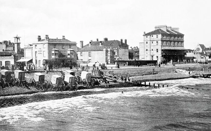 Framed Print : Bognor Regis Esplanade early 1900s Framed Print : Bognor Regis Esplanade early 1900s