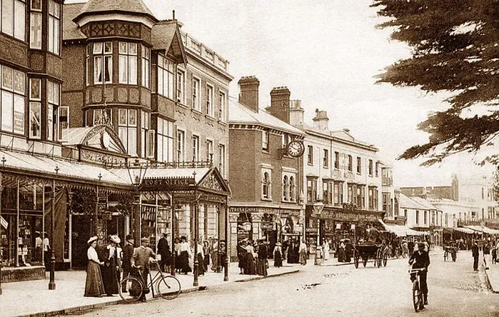 Framed Print : Bognor Regis High Street early 1900s Framed Print : Bognor Regis High Street early 1900s