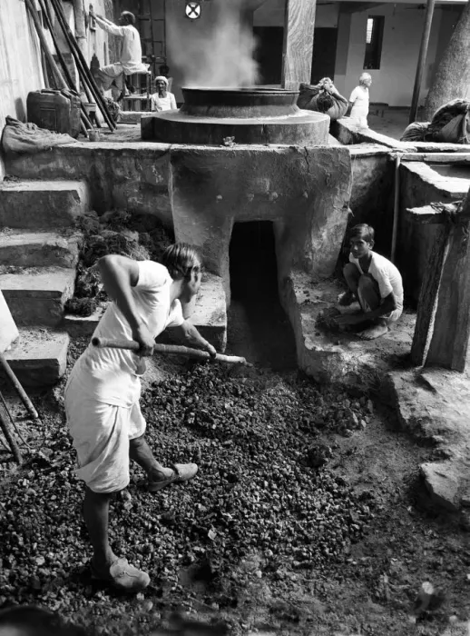 Framed Print : Boiler cleaner, Jaipur Framed Print : Boiler cleaner, Jaipur