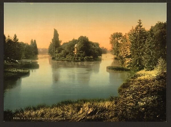 Bois du Boulougne (i. e. Boulogne), the lake, Paris, France