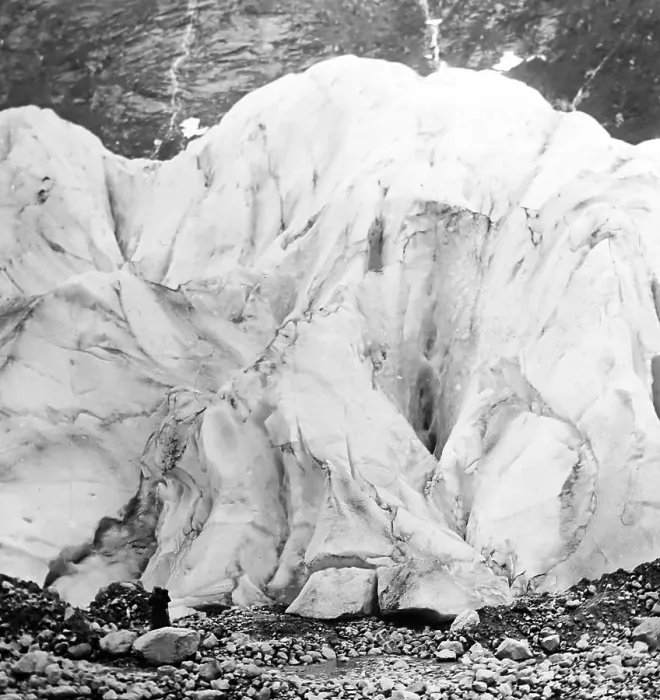 Framed Print : Boiums Glacier, Norway - early 1900s Framed Print : Boiums Glacier, Norway - early 1900s