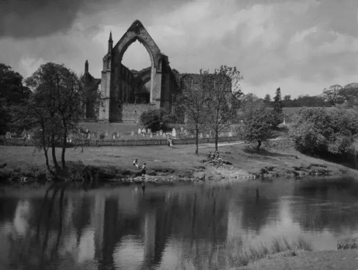 Framed Print : Bolton Abbey Framed Print : Bolton Abbey
