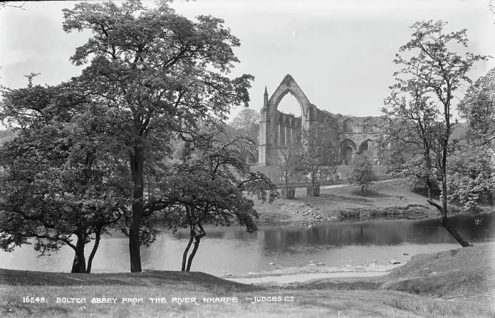 Framed Print : Bolton Abbey from the River Wharfe Framed Print : Bolton Abbey from the River Wharfe