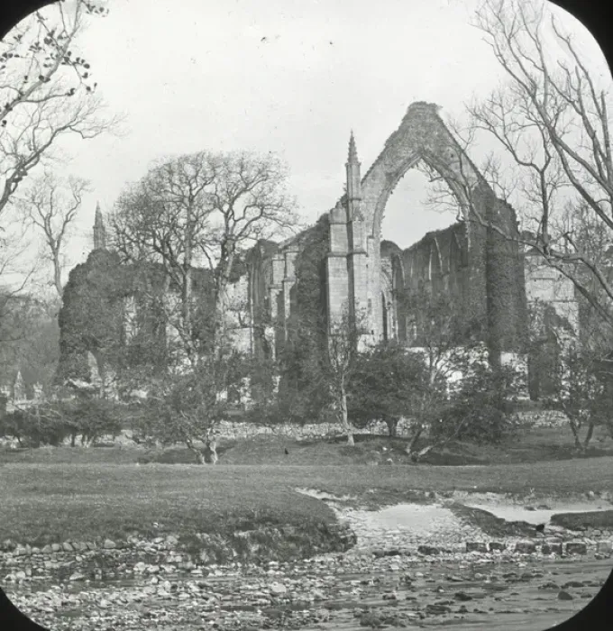 Framed Print : Bolton Abbey, Skipton, North Yorkshire Framed Print : Bolton Abbey, Skipton, North Yorkshire