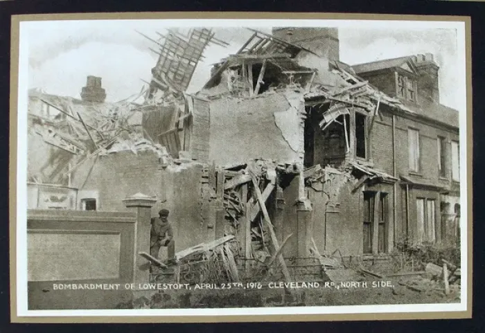 Framed Print : Bombardment of Lowestoft by the Germans Framed Print : Bombardment of Lowestoft by the Germans
