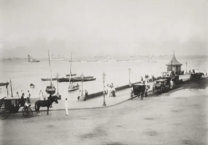 Framed Print : Bombay harbour, Apollo Bunder, Mumbai India Framed Print : Bombay harbour, Apollo Bunder, Mumbai India