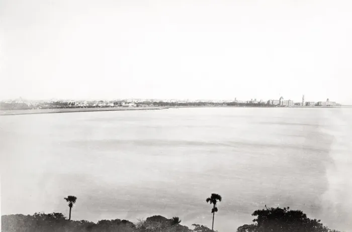 Framed Print : Bombay, Mumbai, India, view from Malabar Hill Framed Print : Bombay, Mumbai, India, view from Malabar Hill
