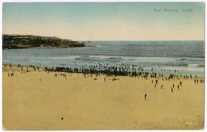 Framed Print : Bondi Beach, Sydney, New South Wales, Australia, looking towards North Bondi Rocks. Date: circa 1908 Framed Print : Bondi Beach, Sydney, New South Wales, Australia, looking towards North Bondi Rocks. Date: circa 1908