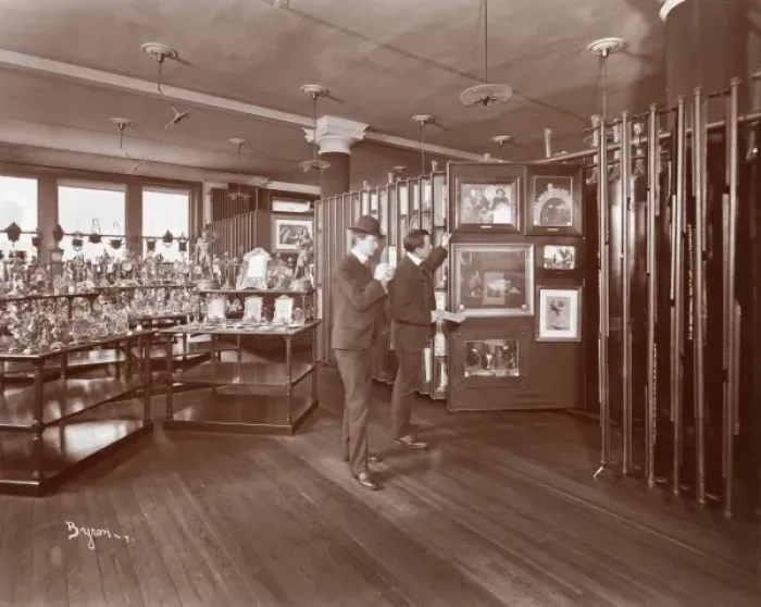 Framed Print : Borgfeldt Department Store, New York Framed Print : Borgfeldt Department Store, New York