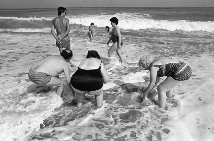 Framed Print : Bottoms up - Costa del Sol Framed Print : Bottoms up - Costa del Sol