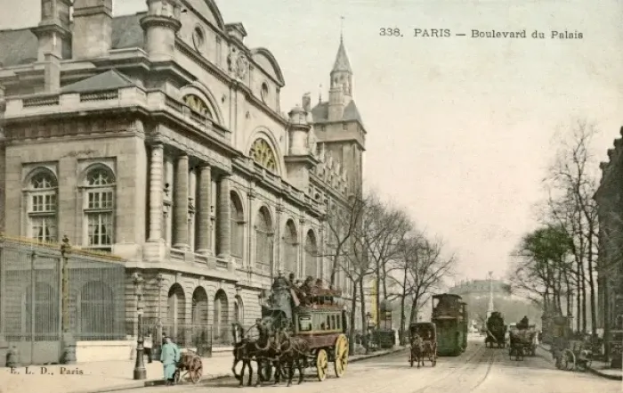 Framed Print : Boulevard Du Palais Framed Print : Boulevard Du Palais