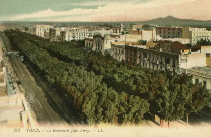 Framed Print : Boulevard Jules Ferry - Tunis, Tunisia Framed Print : Boulevard Jules Ferry - Tunis, Tunisia