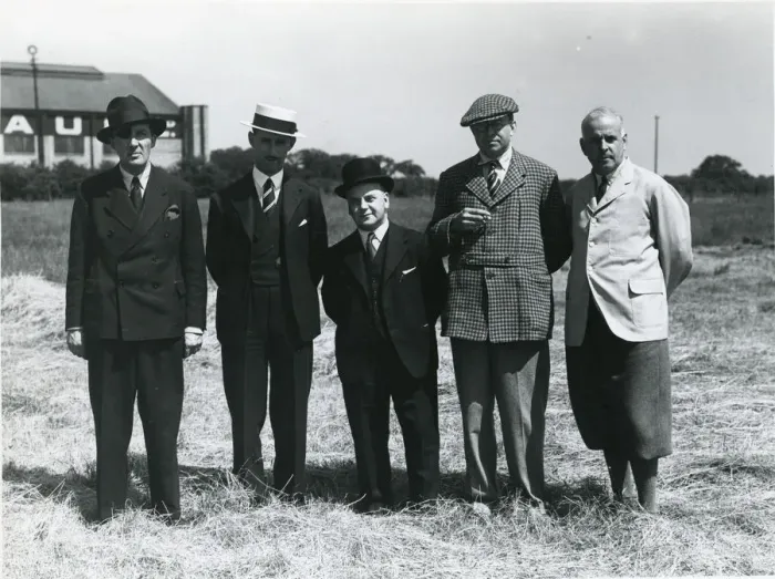 Framed Print : Boulton Paul group at Mousehold Aerodrome in 1933. From? Framed Print : Boulton Paul group at Mousehold Aerodrome in 1933. From?