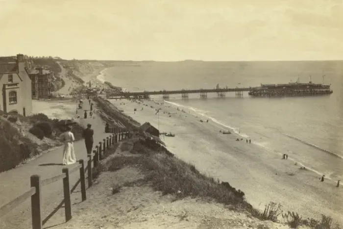 Framed Print : Bournemouth Beach Framed Print : Bournemouth Beach