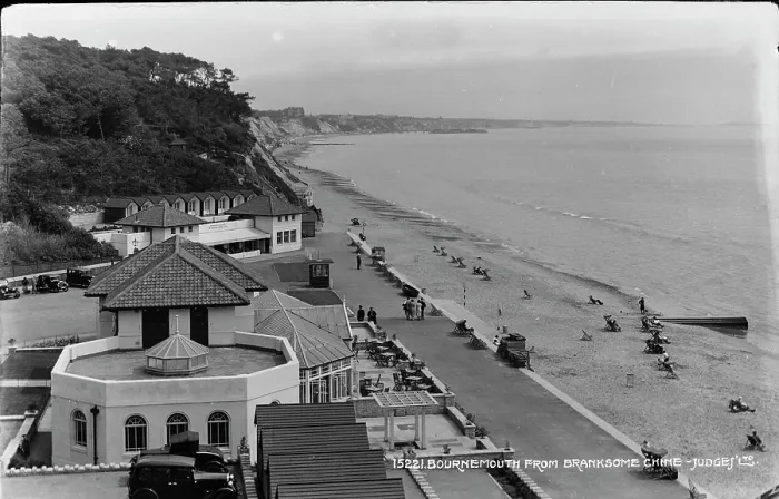 Framed Print : Bournemouth from Branksome Chine Framed Print : Bournemouth from Branksome Chine