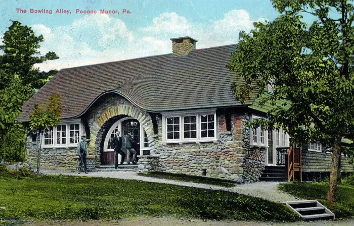 Framed Print : The Bowling Alley, Pocono Manor, Pennsylvania, USA Framed Print : The Bowling Alley, Pocono Manor, Pennsylvania, USA