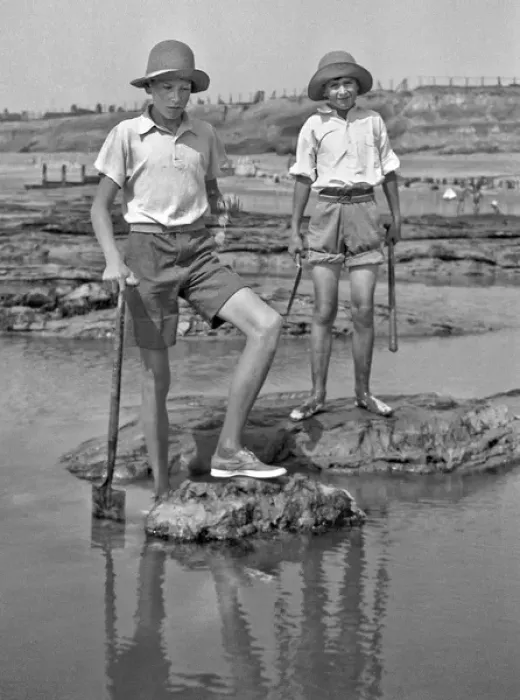 Framed Print : Two boys exploring rock pools at the seaside Framed Print : Two boys exploring rock pools at the seaside