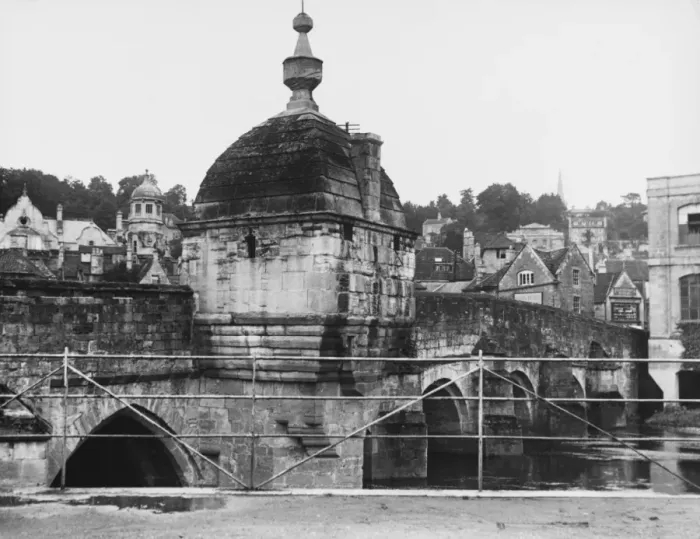 Framed Print : Bradford on Avon Bridge Framed Print : Bradford on Avon Bridge