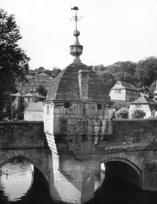 Framed Print : Bradford on Avon Bridge Framed Print : Bradford on Avon Bridge
