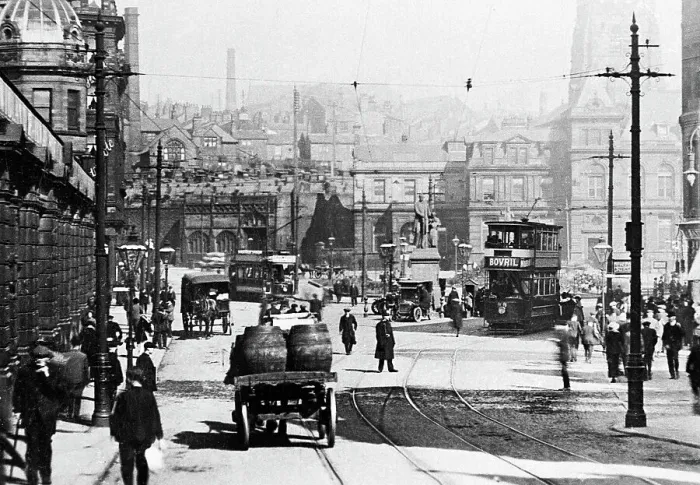 Framed Print : Bradford - Forster Square Framed Print : Bradford - Forster Square