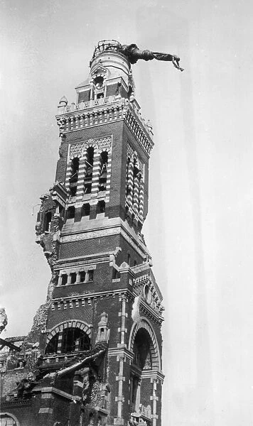 Brebieres 1916. The Tower of the Church of Notre Dame de Brebieres, in Albert