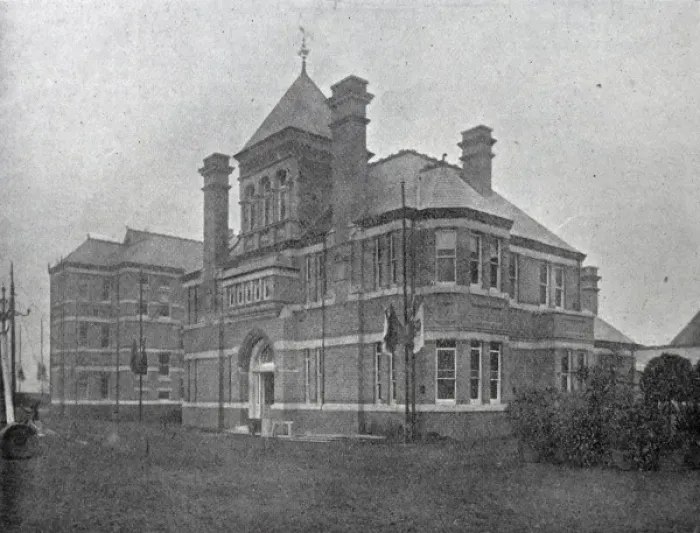 Framed Print : Brentford Union Workhouse - Masters residence and offices Framed Print : Brentford Union Workhouse - Masters residence and offices
