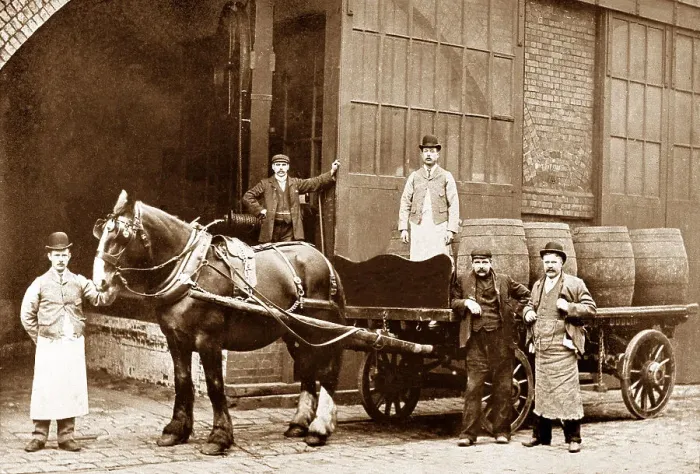 Framed Print : Brewery Dray early 1900s Framed Print : Brewery Dray early 1900s