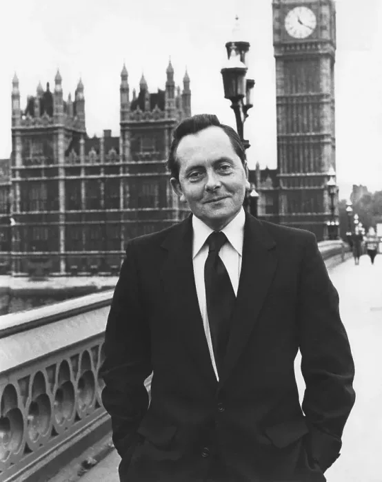 Framed Print : Brian Walden, TV journalist and former Labour politician Framed Print : Brian Walden, TV journalist and former Labour politician
