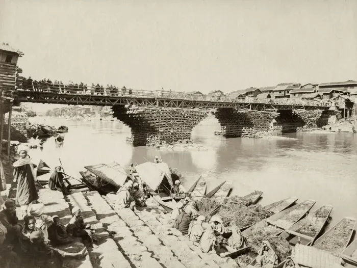 Framed Print : Bridge over the River Jhelum Srinagar, India, c. 1890 s Framed Print : Bridge over the River Jhelum Srinagar, India, c. 1890 s