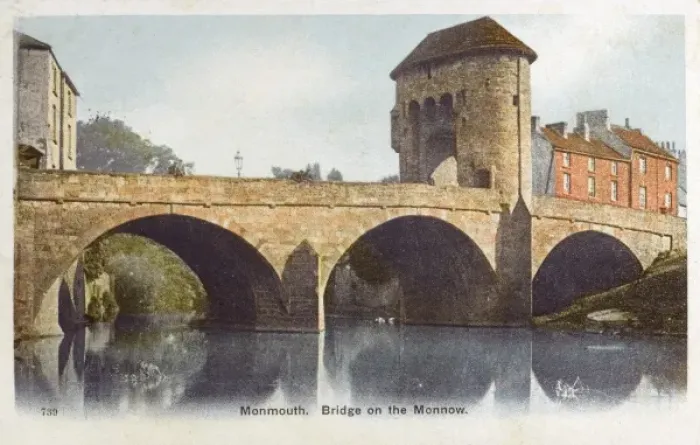 Framed Print : Bridge over the River Monnow at Monmouth Framed Print : Bridge over the River Monnow at Monmouth