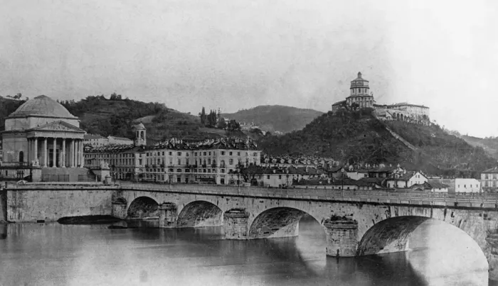 Framed Print : Bridge over the River Po, Turin, Italy Framed Print : Bridge over the River Po, Turin, Italy