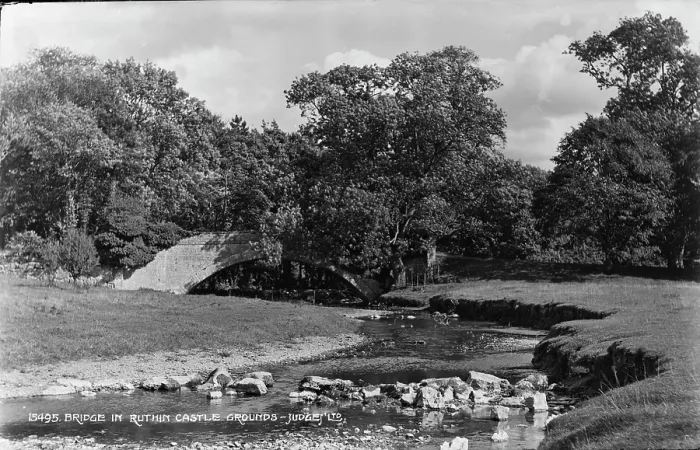 Framed Print : Bridge in Ruthin Castle Grounds Framed Print : Bridge in Ruthin Castle Grounds