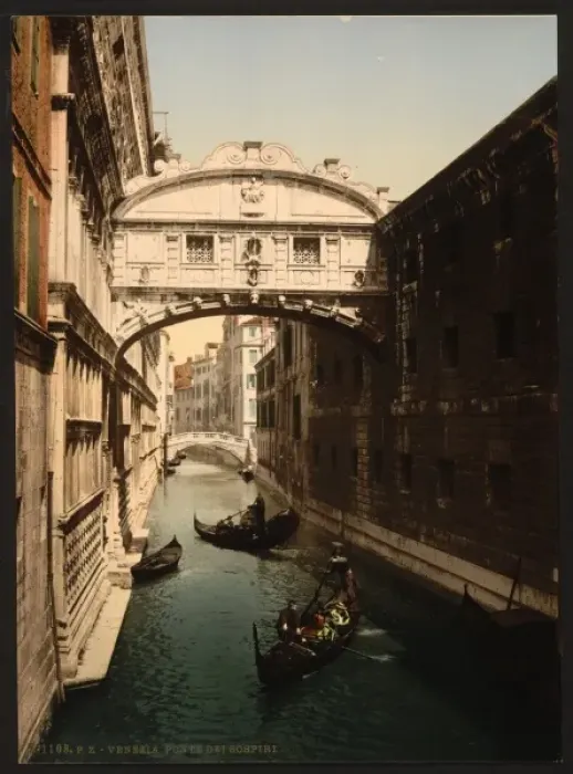 Framed Print : The Bridge of Sighs, Venice, Italy Framed Print : The Bridge of Sighs, Venice, Italy