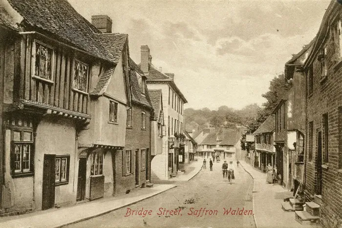 Framed Print : Bridge Street, Saffron Walden, Essex Framed Print : Bridge Street, Saffron Walden, Essex