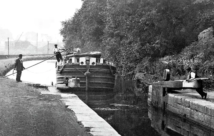 Framed Print : Brighouse Canal Lock early 1900s Framed Print : Brighouse Canal Lock early 1900s