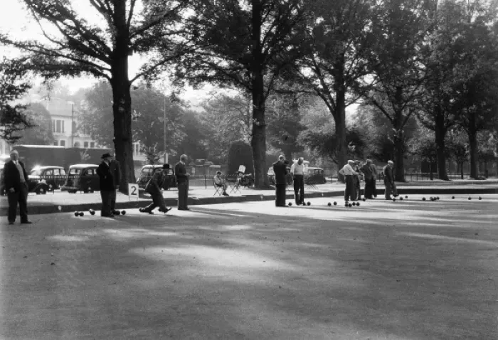 Framed Print : Brighton Bowls 1950S Framed Print : Brighton Bowls 1950S